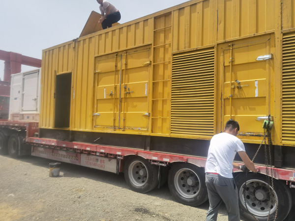 连南除了负载情况和发动机维护,还有哪些因素会影响 200kw 柴油发电机的油耗?