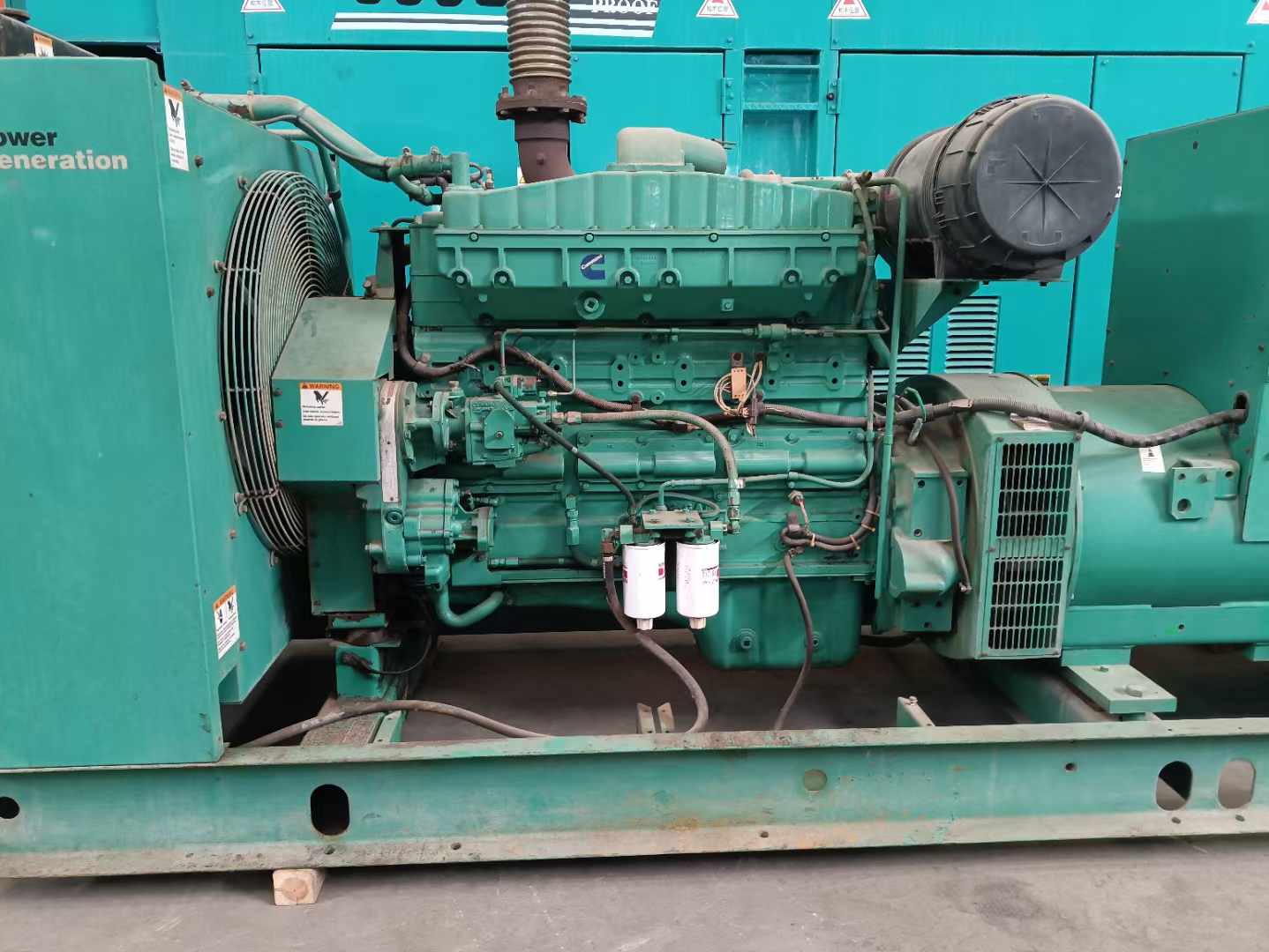 连南过载会对 600kW 柴油发电机组造成哪些损害？