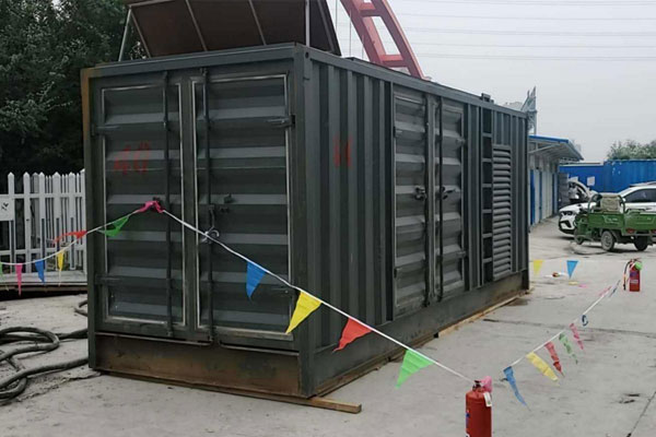 连南发电机租赁空气滤清器多久更换一次？